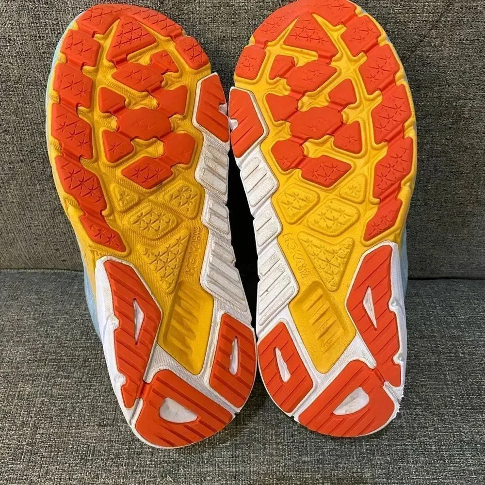 Hoka On On Sarahi 6 Classic Trail Sneakers Men Size 8.5